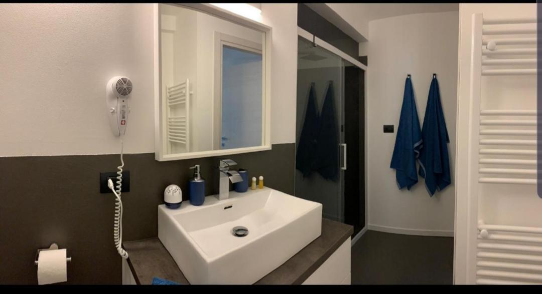 B&B Sofia Santo Stefano Ticino Esterno foto